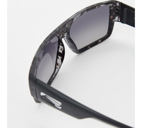 Спортивные очки LiP Rock / Grey Turtle-Matt Black / CR39 Polarized / Zeiss Gradient Smoke